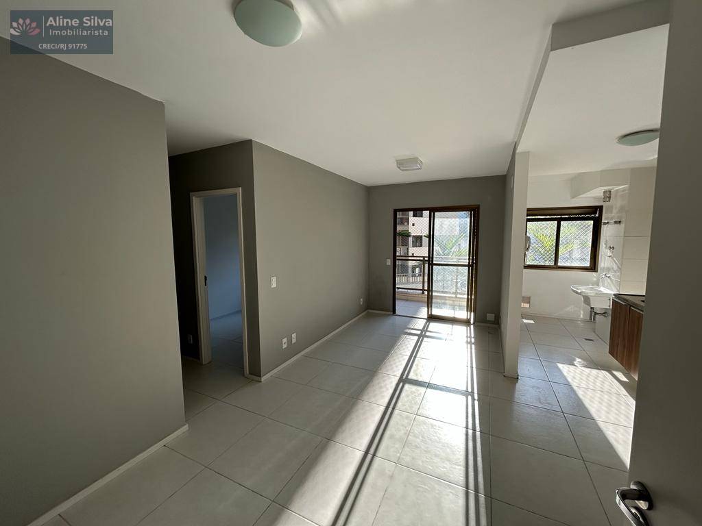 Apartamento à venda com 60m², 2 quartos sendo 1 suíte, 1 vaga, Jacarepaguá, RJ.