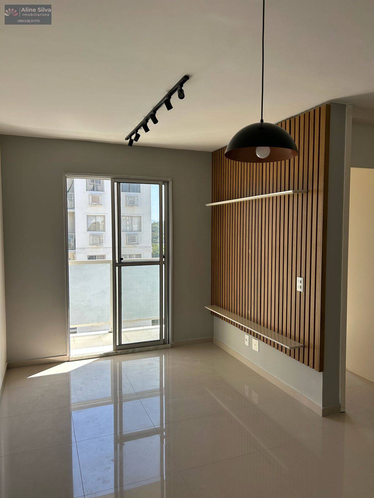 Apartamento à venda em Rio de Janeiro, Jacarepaguá, com 2 quartos, 51m²
