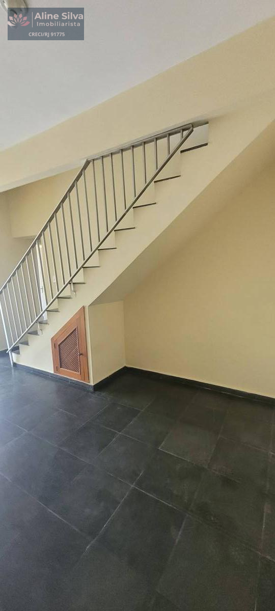 COBERTURA DUPLEX, VISTA LIVRE E PANORAMICA, CORAÇÃO DA FREGUESIA, 3 QUARTOS SENDO 1 SUÍTE, 132 M² - Aline Imobiliarista RJ