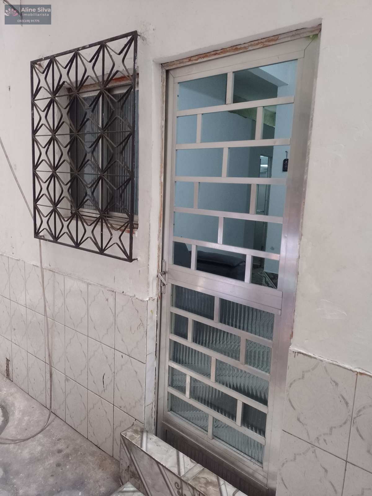 Ótima casa de dois quartos no Renascer